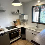 Spacious House With Large Terrace & Traditional Barbecue Holiday home *