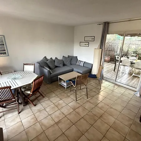 Spacious House With Large Terrace & Traditional Barbecue Bormes-les-Mimosas
